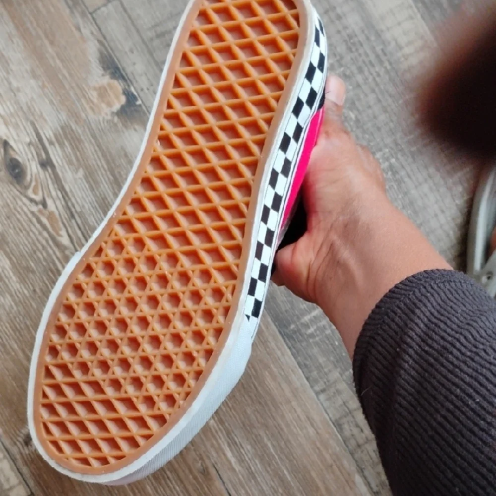 Unisex Vans' Black and Red Checkered Sneakers, Skateboard, Velcro Straps